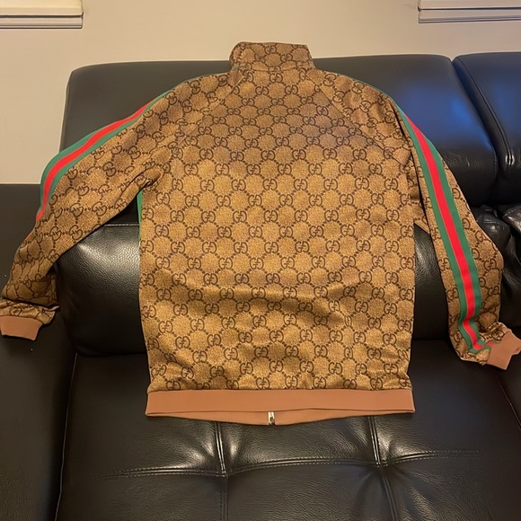 Gucci Tracksuit - Picture 13 of 15